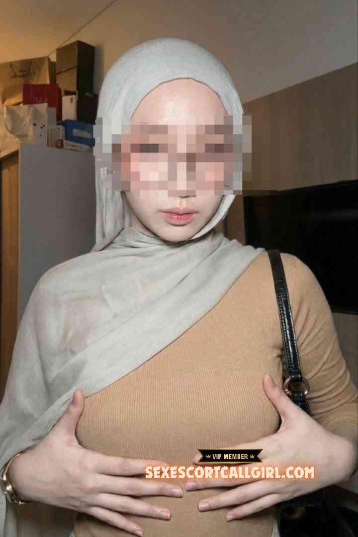 KL Escort Girl Slim Malay girl Kesya in hijab, private sessions KL Sex Escort Malaysia Girl Service